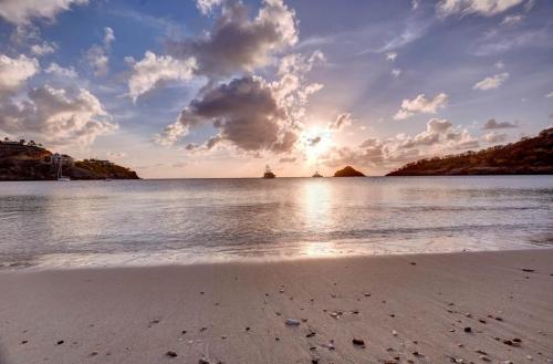Royalton Antigua Beach 0005