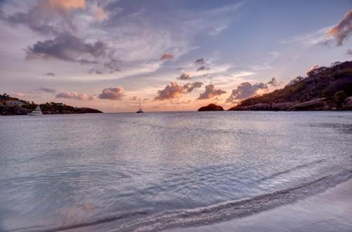Royalton Antigua Beach 0011