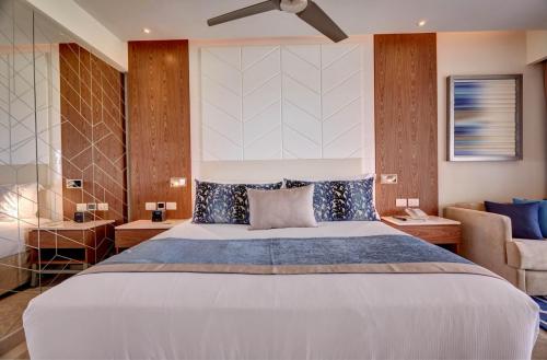 Royalton Antigua Junior Suite Bay View 0006