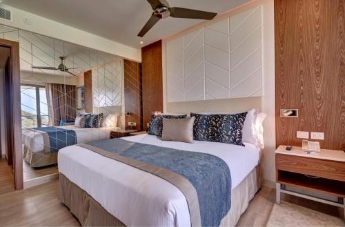 Royalton Antigua Junior Suite Bay View 0011